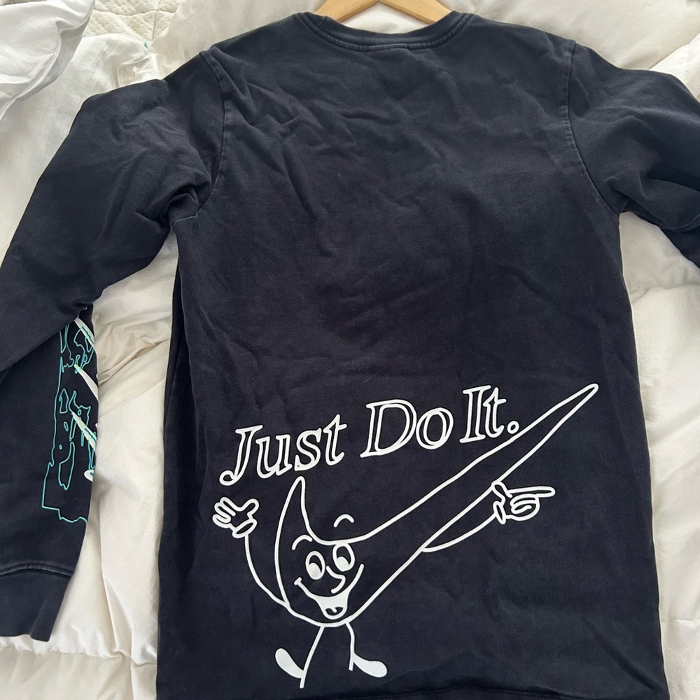 Nike Vintage Black Long Sleeve Shirt